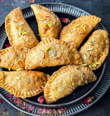 Gujiya